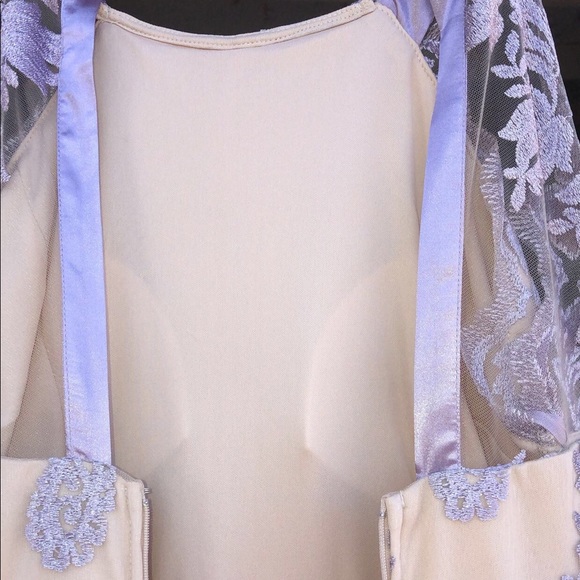 Prom dress! - Picture 4 of 6